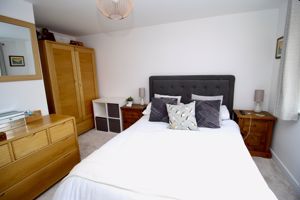 Bedroom- click for photo gallery